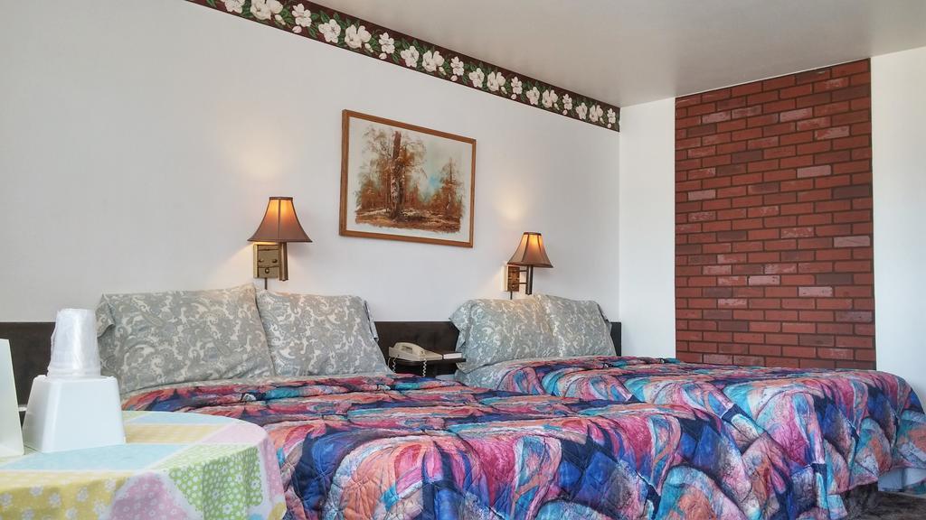American Inn Motel Canon City Room photo